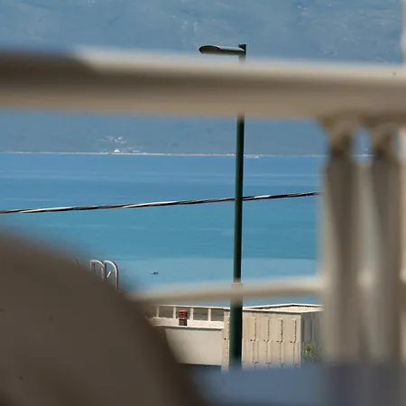 Seaview Jonuzaj