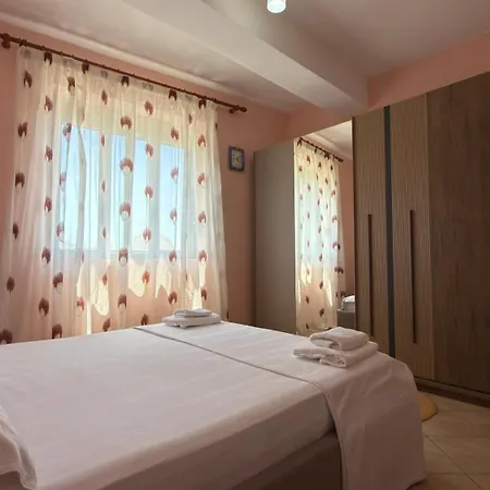 Seaview Jonuzaj Appartamento